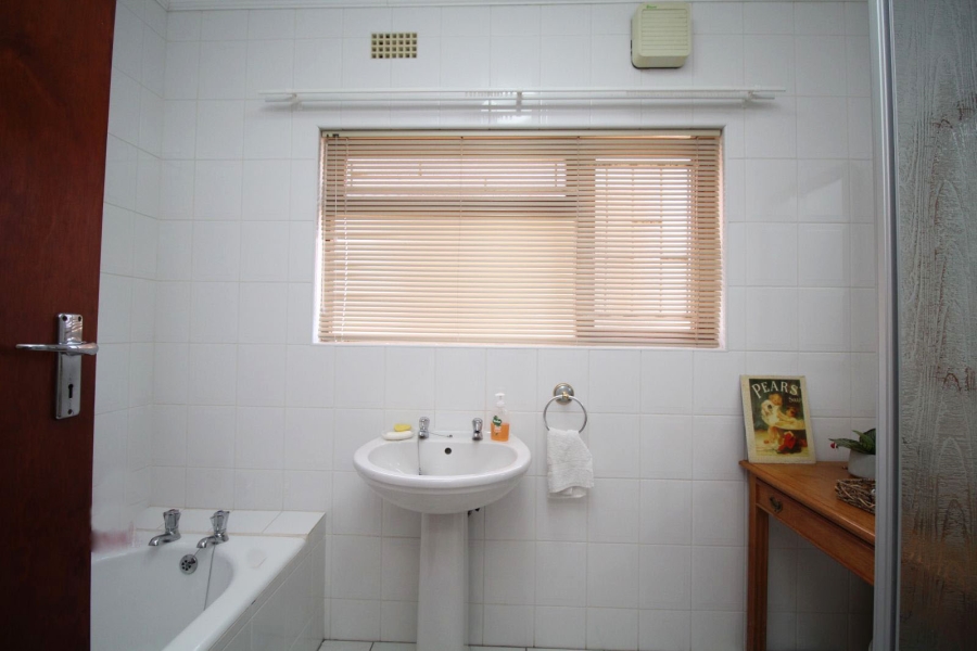 3 Bedroom Property for Sale in Vredenburg Western Cape